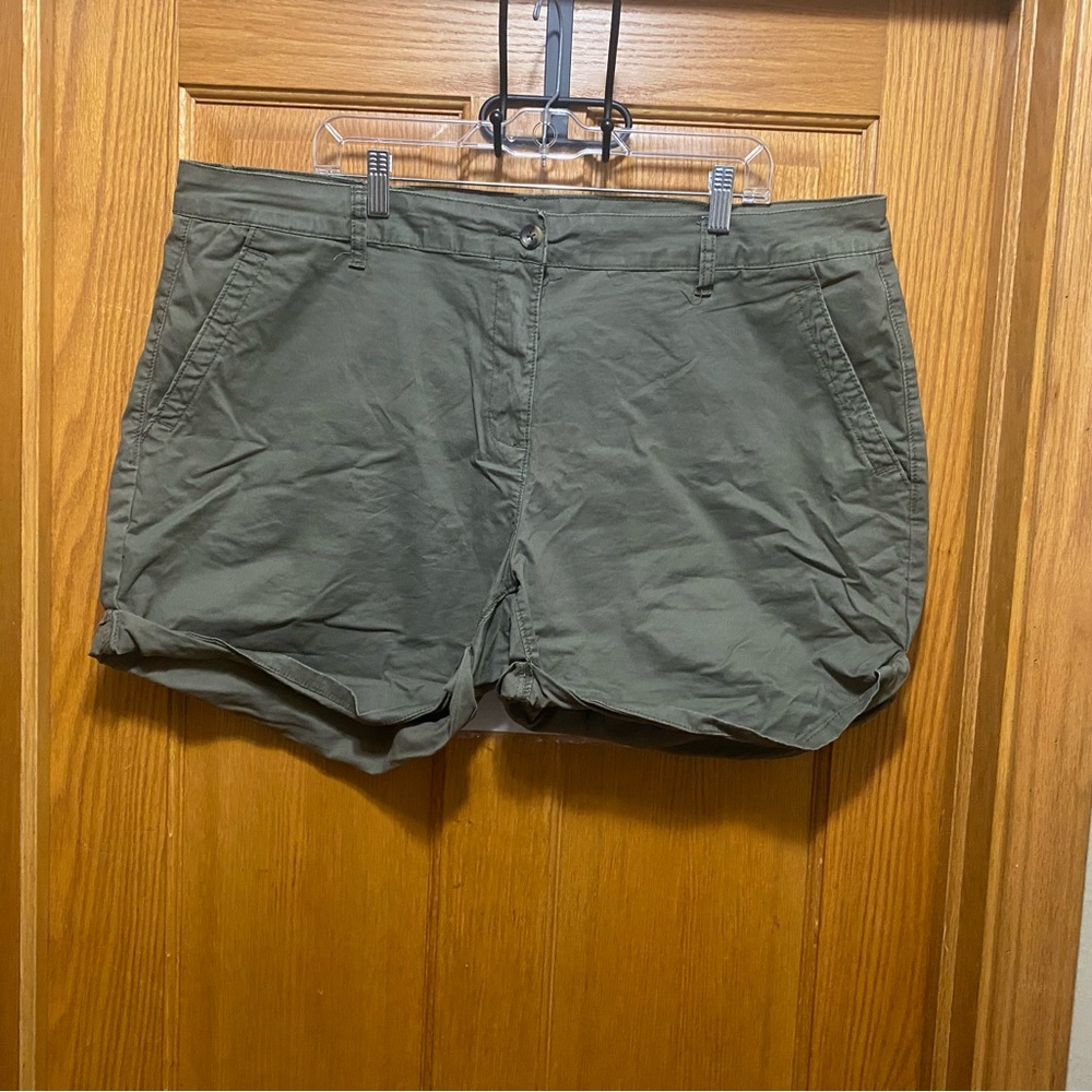Dex Olive Cargo Women's Shorts
